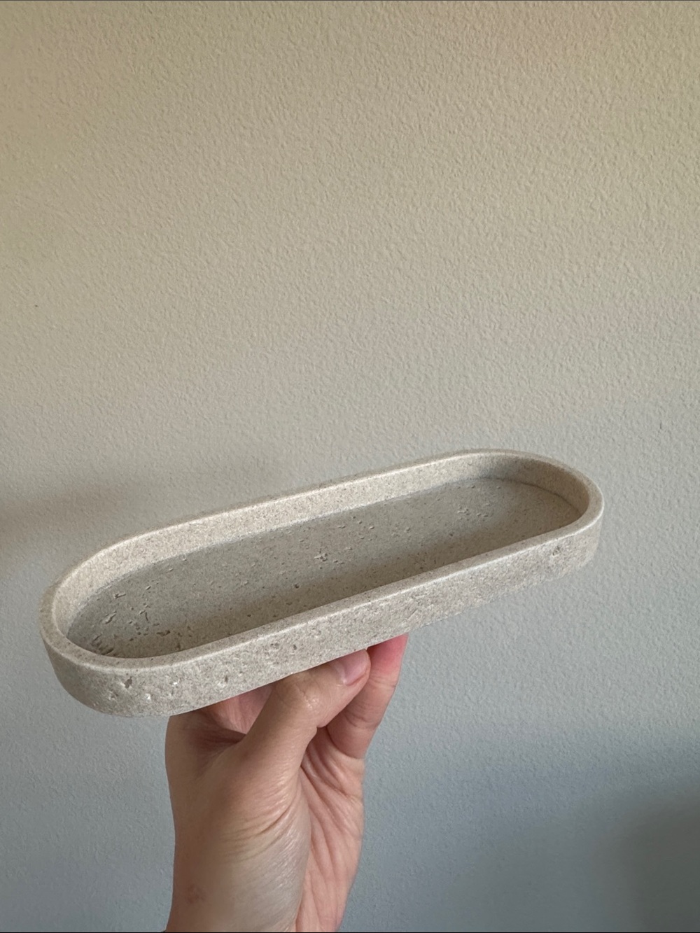 Minimal Oval Concrete Soap Dish - Cream